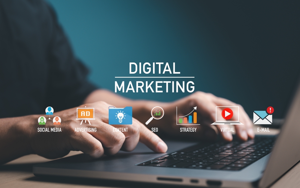 Digital,Platform,For,Online,Marketing,And,Network,Technology,Concepts.,Internet